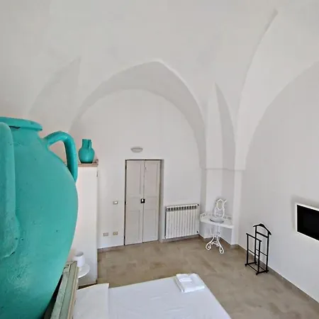 Palazzo Scaletta * Sava